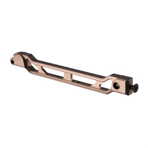 El AB-9R Arm Bar de JMAC Customs es ligero, modular y se puede usar como soporte o culata, ¡ideal para un uso versátil y cómodo!
