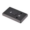 El Arisaka Offset Optic Mount te permite montar tu red dot a 35 o 45 grados, manteniendo el co-witness y ofreciendo versatilidad para diferentes visores.