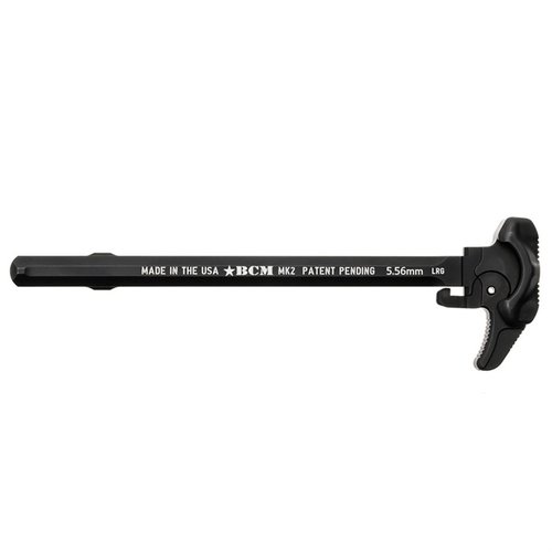El BCM Mk 2 Charging Handle ofrece un diseño ambidiestro, canales de escape de gas y una superficie de agarre sin puntos de pellizco para un manejo rápido y seguro.