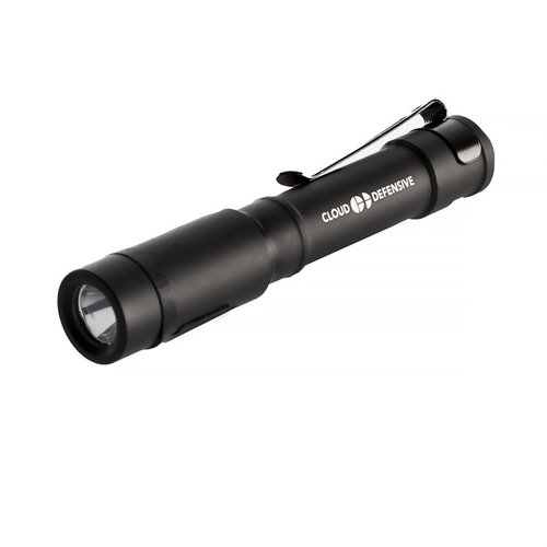 La Chicro Admin Flashlight ofrece 350 lúmenes, batería recargable 10440, puerto USB-C y es perfecta para llevar en el bolsillo a un precio increíble.