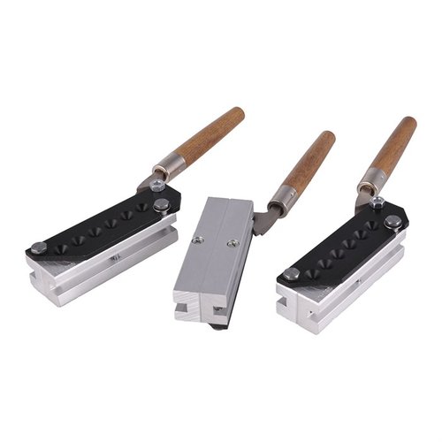 El molde de 6 cavidades de LEE PRECISION para balas de rifle 7.62x39 (.312") es duradero, resistente al óxido y fácil de usar, ideal para tus necesidades de recarga.