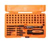 El Lyman Master Gunsmith Tool Kit de 68 piezas ofrece herramientas de alta calidad para el mantenimiento y reparación de armas, todo en un paquete portátil y organizado.