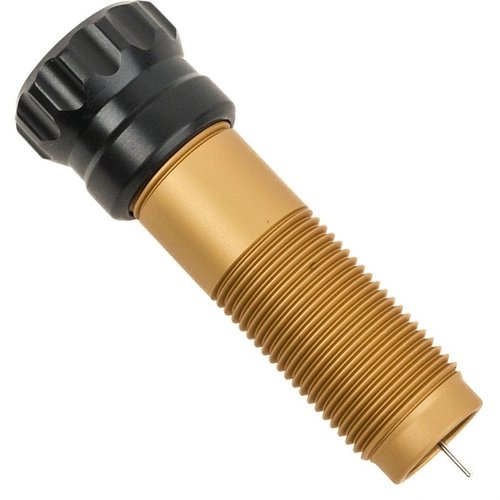 El ZERO UNIVERSAL DECAPPING DIE de AREA 419 elimina los problemas de extracción de cebos con su pin de decapado de resorte, compatible con cualquier prensa.