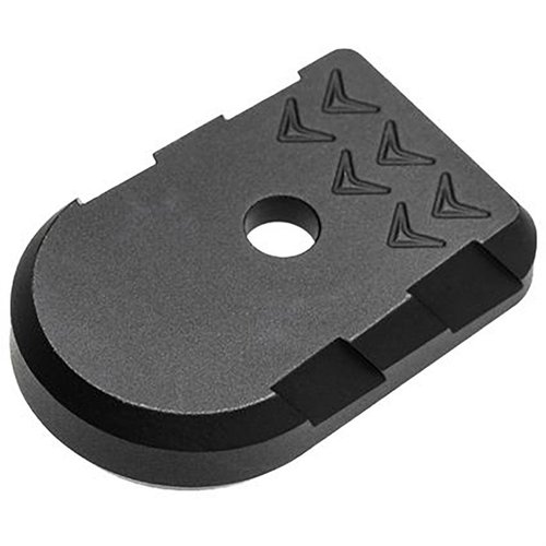 Mejora tu P365 X-MACRO con la base plate de Tyrant CNC: instalación fácil, mejor agarre, mayor peso para recargas rápidas y diseño elegante.