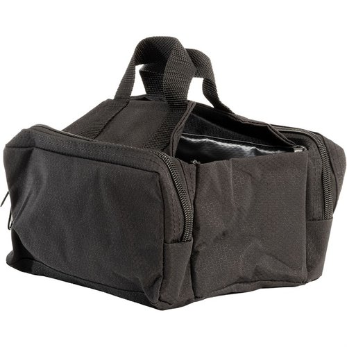 Lleva hasta cuatro cajas de cartuchos con el TEAM SERIES FOUR-BOX SHELL CARRIER de BOB ALLEN, con bolsillos exteriores y diseño plegable para fácil almacenamiento.