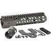 Descubre el COMBAT RAIL HD M-LOK, diseñado para máxima rigidez y estabilidad, con 7 lados M-LOK y construcción de aluminio anodizado para un rendimiento extremo.