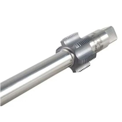 El Piloted Tap/Mandrel de Manson Precision recorta y alinea las roscas del receptor, ahorrando tiempo y esfuerzo al blueprinting de acciones 700.
