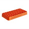 El Lyman Custom Fit Loading Block es perfecto para recargar, fabricado en polímero resistente, sostiene 50 cartuchos y está disponible en seis tamaños diferentes.