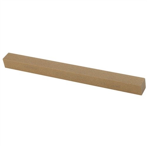 La piedra INDIA de 6" x 1/2" x 1/2" de Norton es ideal para eliminar rebabas y suavizar el tiro, ¡perfecta para tus trabajos de armería!