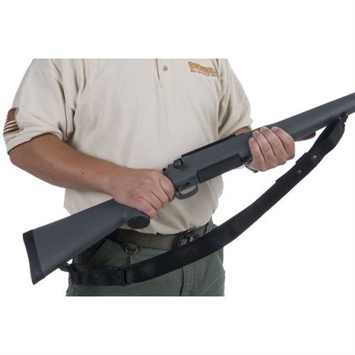 El SUPER SLING® permite un ajuste instantáneo con una mano, sin hebillas ni ganchos, ideal para disparos rápidos y fabricado con nylon resistente al moho.