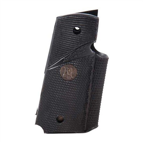 Las empuñaduras SIGNATURE GRIPS de Pachmayr ofrecen un agarre no resbaladizo y envolvente, ideales para cualquier tirador, sin alterar tu arma.
