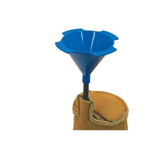 El Kwik-Fill Sandbag Filler facilita llenar tus sacos de arena sin desorden, gracias a su embudo compacto y tubo de caída largo y duradero.