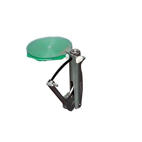 La herramienta de primado manual RCBS es ergonómica, segura y alimentada por bandeja, ideal para asentar 100 primers con comodidad y precisión.