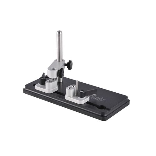 La Sinclair Concentricity Gauge es fácil de usar, precisa y acepta cartuchos hasta 50 BMG, ideal para recargadores serios que buscan calidad y estabilidad.