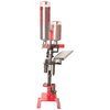 La MEC Sizemaster es una prensa de recarga simple y eficiente, con alimentador automático de cebadores E-Z Prime y collet resizer "Power Ring".