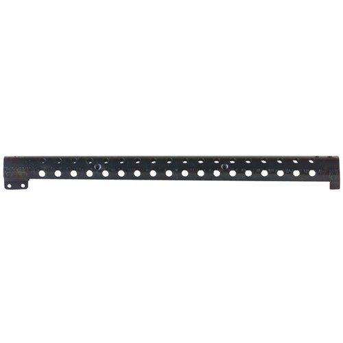 El SHOTGUN BARREL SHROUD de TACSTAR protege tus manos del cañón caliente, se instala fácilmente y no requiere modificaciones permanentes.