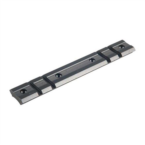 Las bases TOP MOUNT de WEAVER son ligeras, de aluminio, y se adaptan a una amplia gama de escopetas y rifles, ideales para mejorar tu precisión.