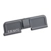 Los cubre puertos de eyección AR-15 de Wilson Combat te permiten identificar rápidamente los receptores superiores por calibre, acabados en Black Armor-Tuff®.