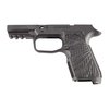 Mejora tu P320 X-Compact con el módulo de agarre WCP320 de Wilson Combat: mejor control del retroceso, ergonomía optimizada y un diseño atractivo.